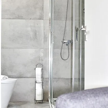 Apartment Art Quarter Center